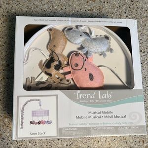 Trend Lab® Farm Stack Musical Mobile